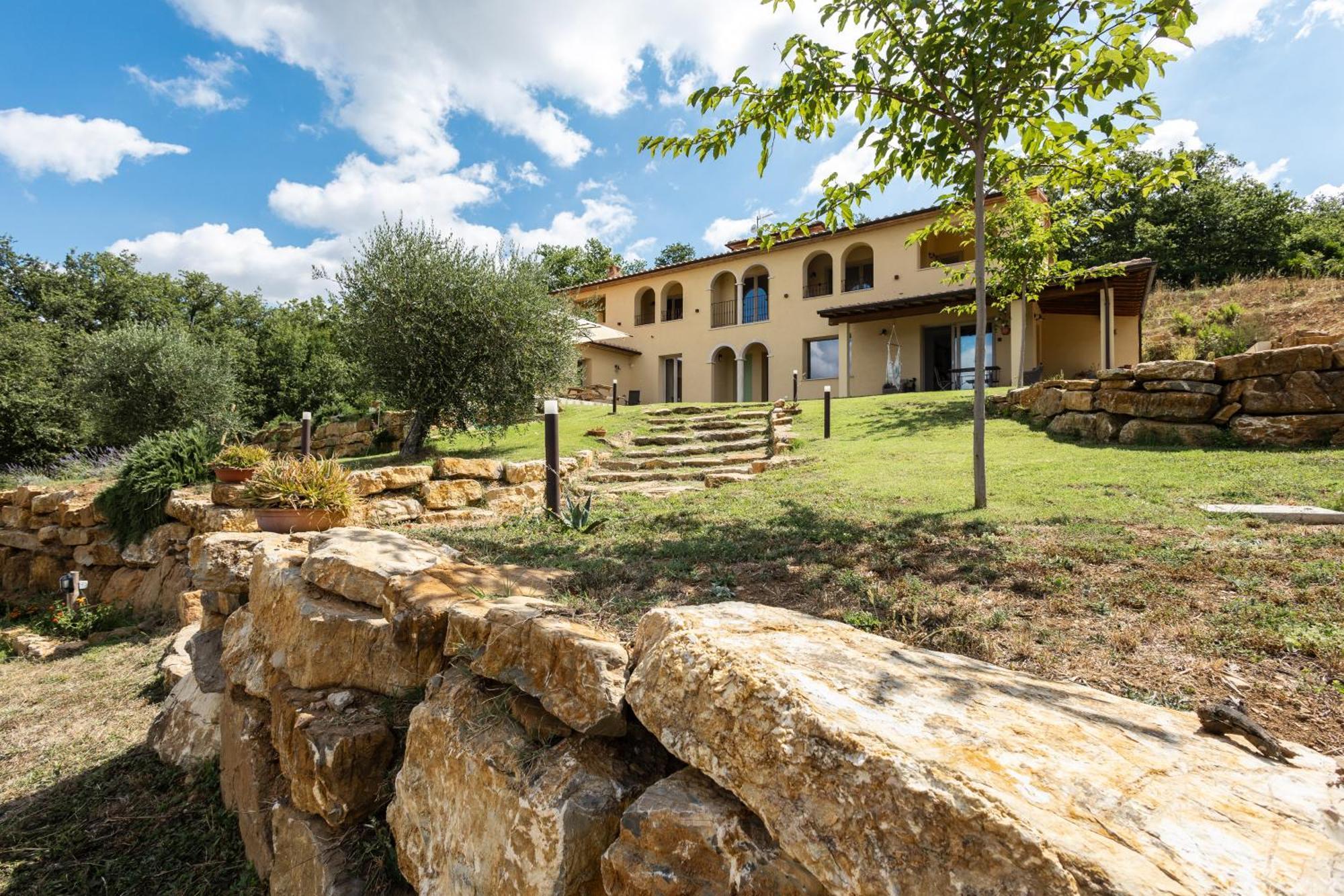 Col Di Pietra Apartment Giuncarico Bagian luar foto