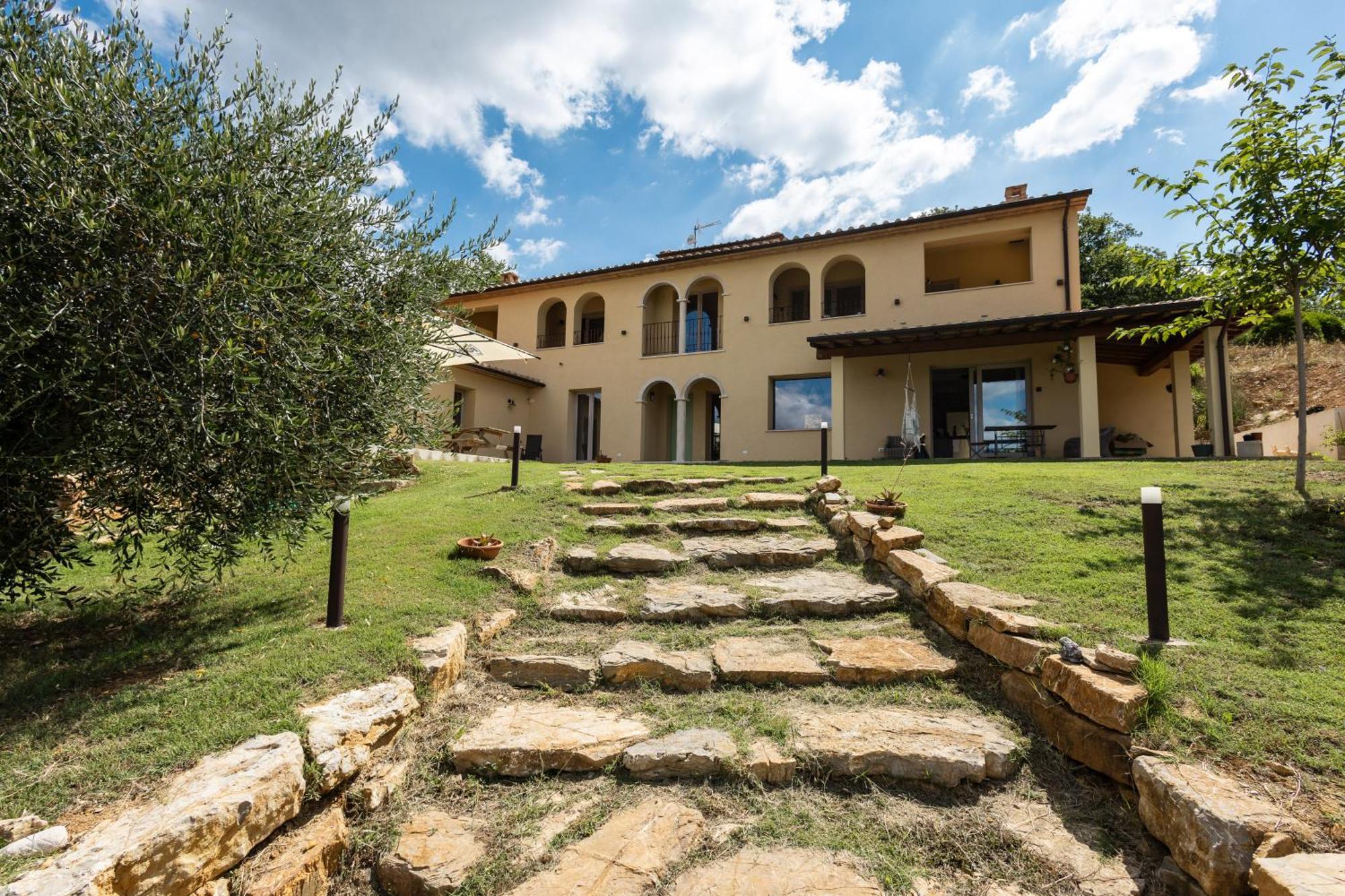 Col Di Pietra Apartment Giuncarico Bagian luar foto